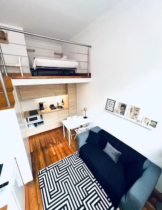 Lisbon Lovely Mezzanino Studio Close To Lx Factory Apartment