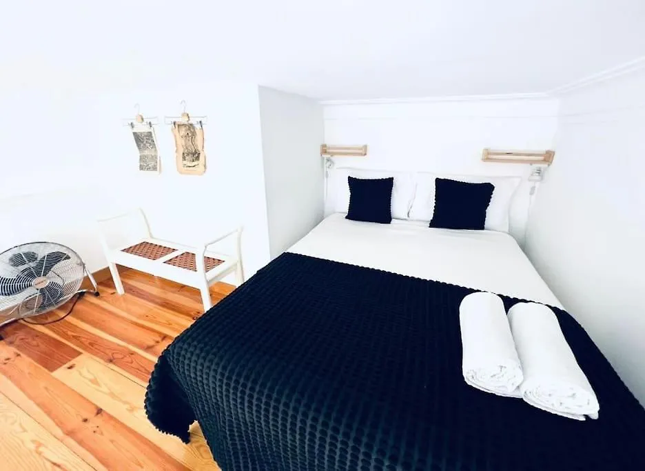Lisbon Lovely Mezzanino Studio Close To Lx Factory Portugal