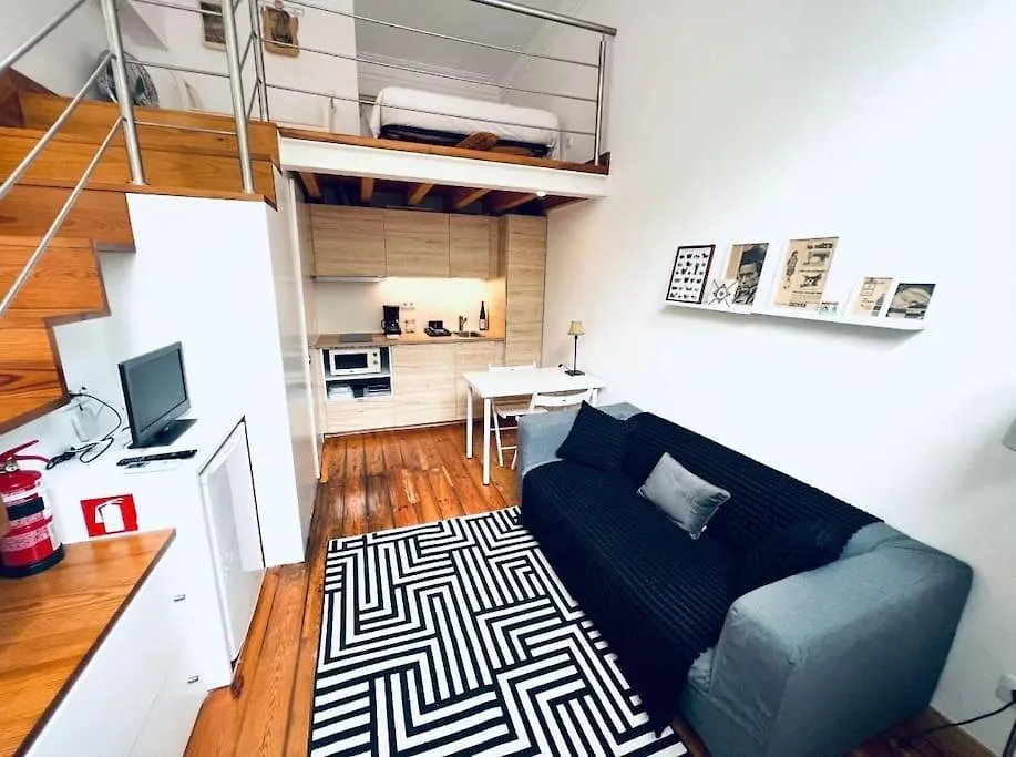 Lisbon Lovely Mezzanino Studio Close To Lx Factory